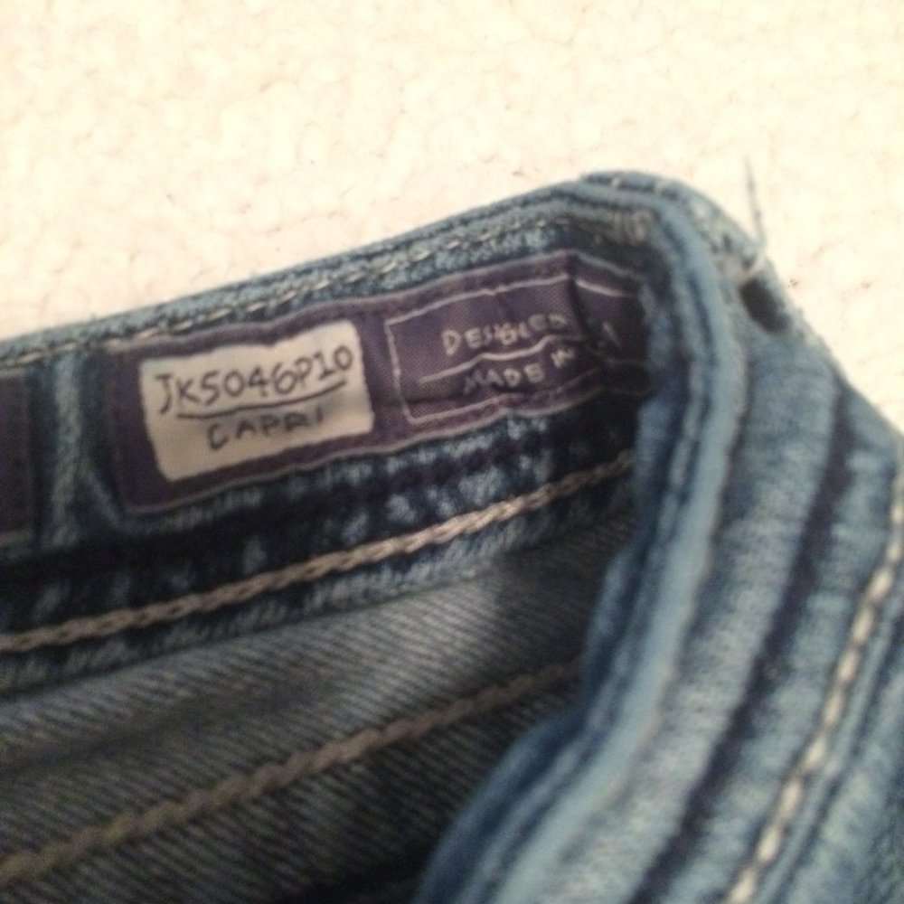 Miss Me Capris - Picture 4 of 7